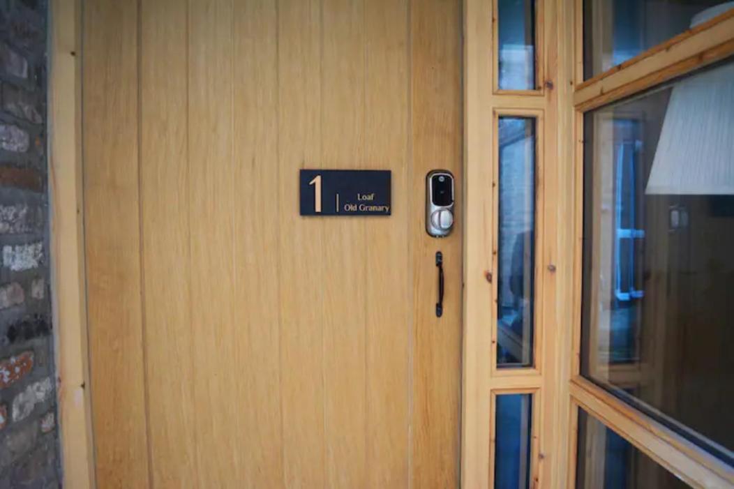 Ferienwohnung Loaf 1 At The Old Granary, Centre Of Beverley Exterior foto